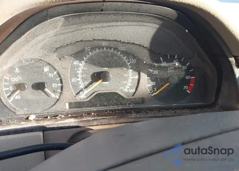 1999 Mercedes-Benz E 320 z USA, uszkodzony, nr VIN WDBJF65H9XA757356